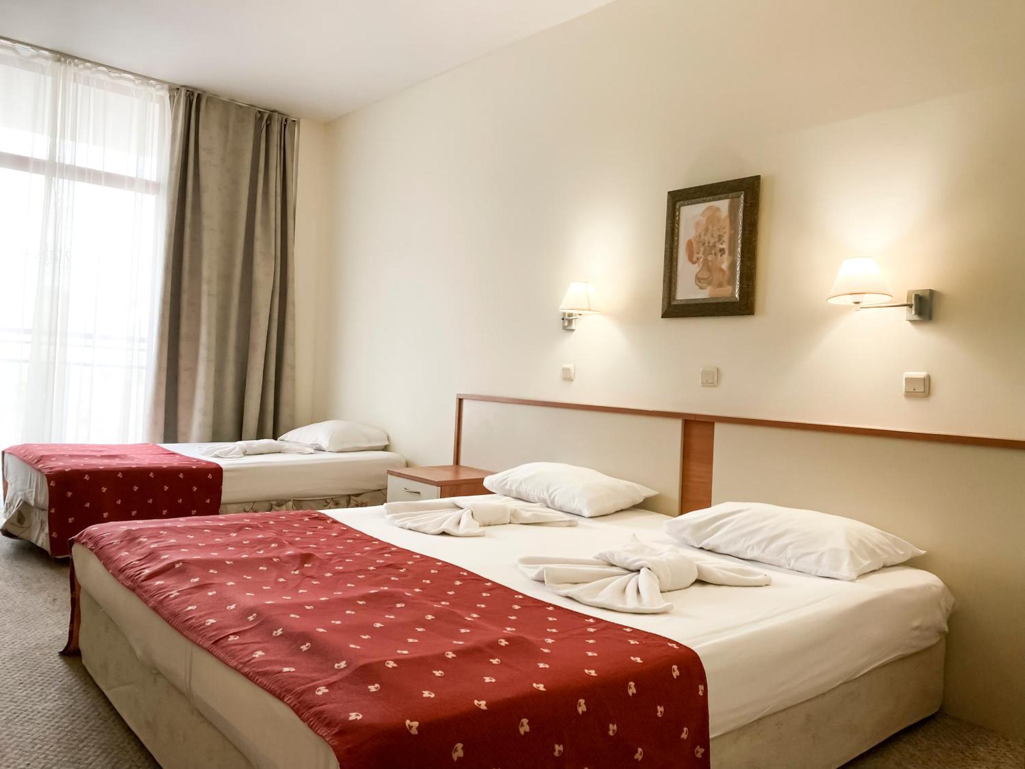 Helios Spa Hotel Sables d'or Extérieur photo