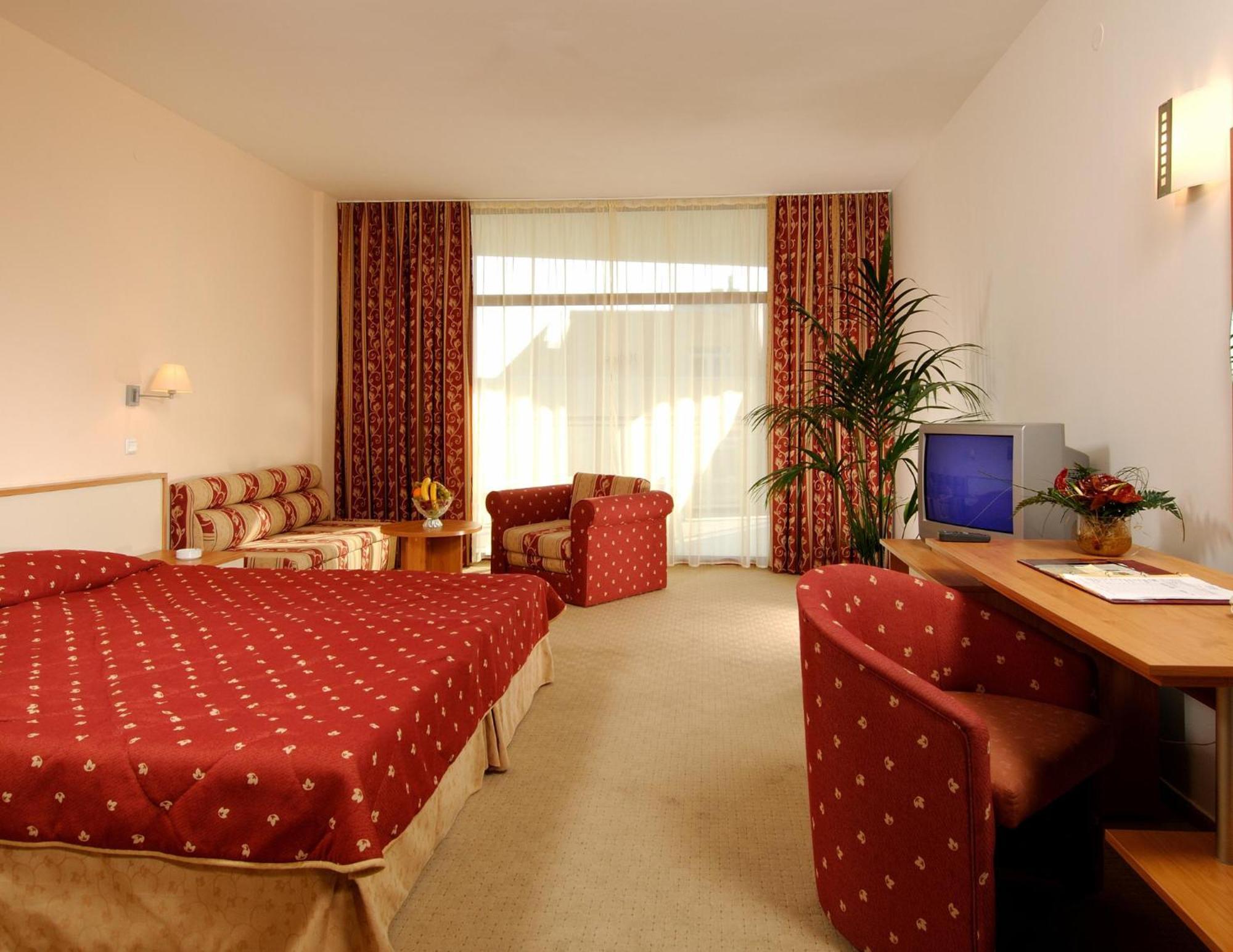 Helios Spa Hotel Sables d'or Extérieur photo